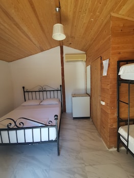 Pitos Bungalows,Gumusluk>>Bodrum,3 star