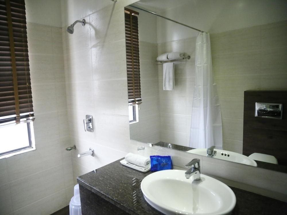 Vivo Hotel,India>>Jalandhar,1 star