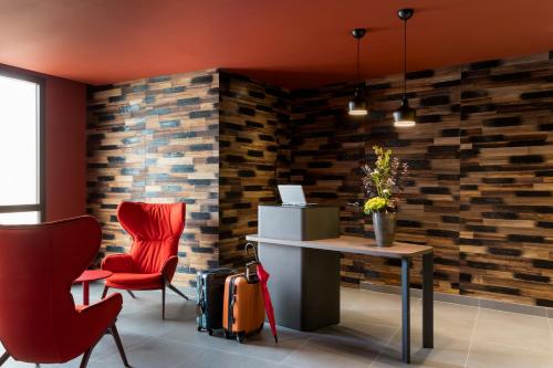 Okko Hotels Paris Rueil-Malmaison,Hauts-De-Seine>>Chatou,4 star