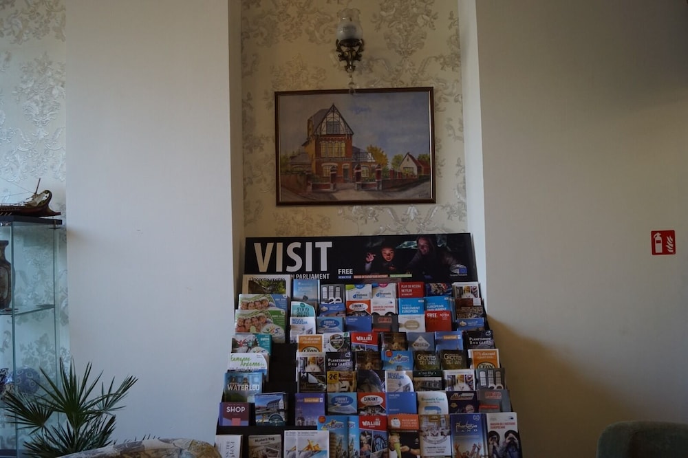 fly inn brussels airport