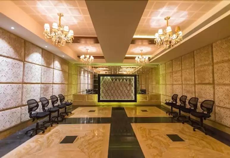 hotel satkar grande