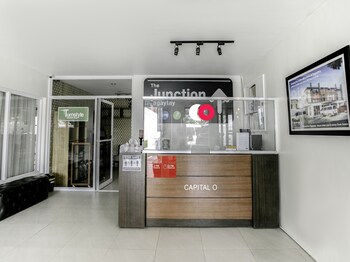 Capital O 642 The Junction Tagaytay,Batangas City>>Batangas,3 star
