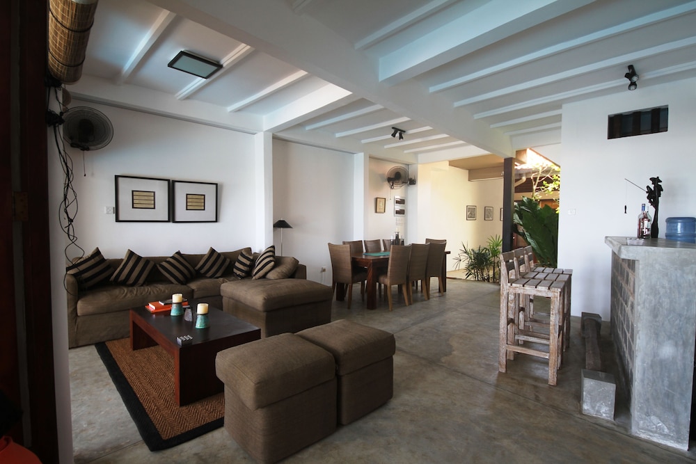 hikks villa hikkaduwa