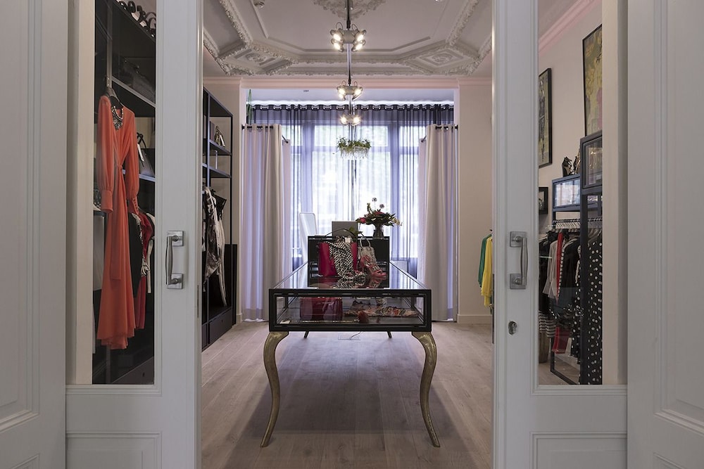 hotel blue inspired by manna