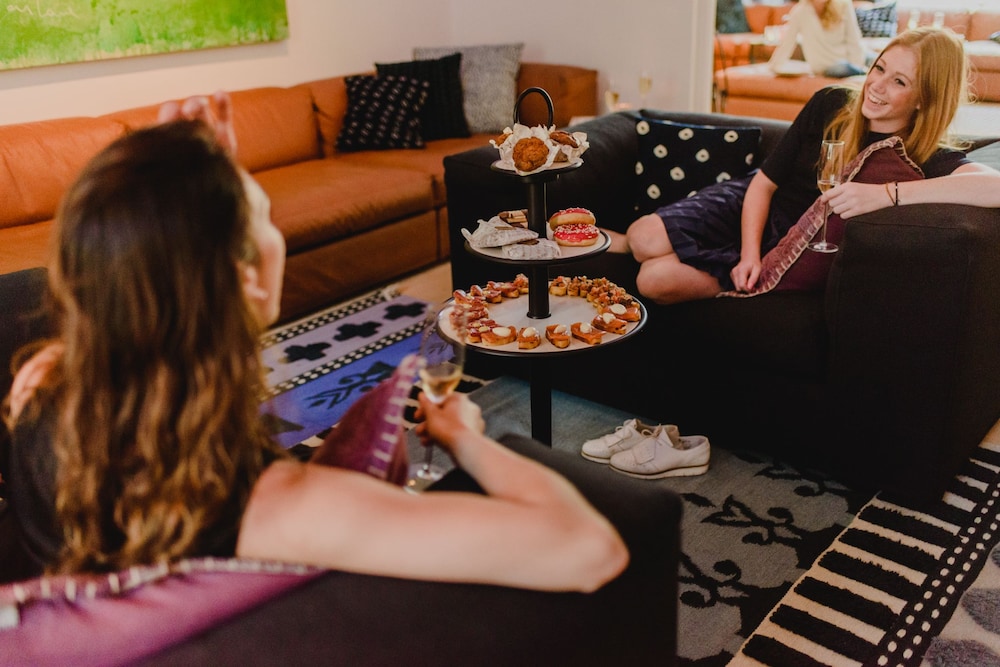 hotel blue inspired by manna