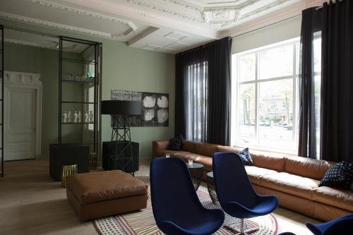 hotel blue inspired by manna