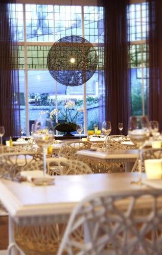 hotel blue inspired by manna