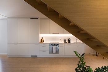 top city center lion monument