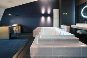 Hotel The Dutch,Maastricht>>Heerlen,3 star