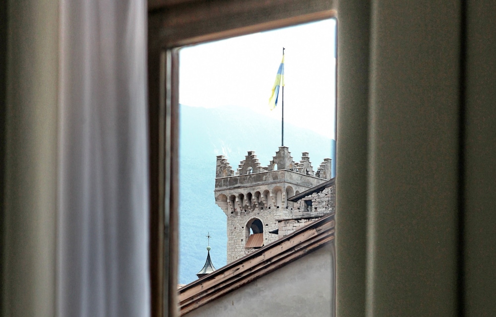 hotel accademia trento