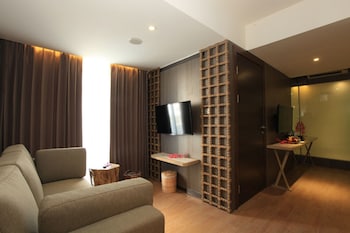 bedrock hotel