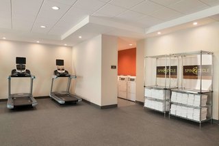 Home2 Suites By Hilton Milwaukee Airport,Milwaukee>>Cudahy,3 star