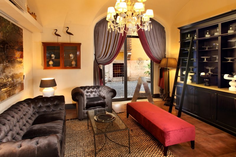 hotel adriano