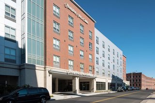 Hampton Inn & Suites Worcester,Massachusetts>>Worcester,2.5 star
