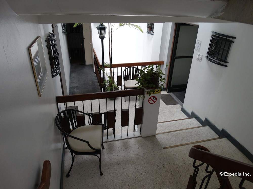 adriatico arms hotel