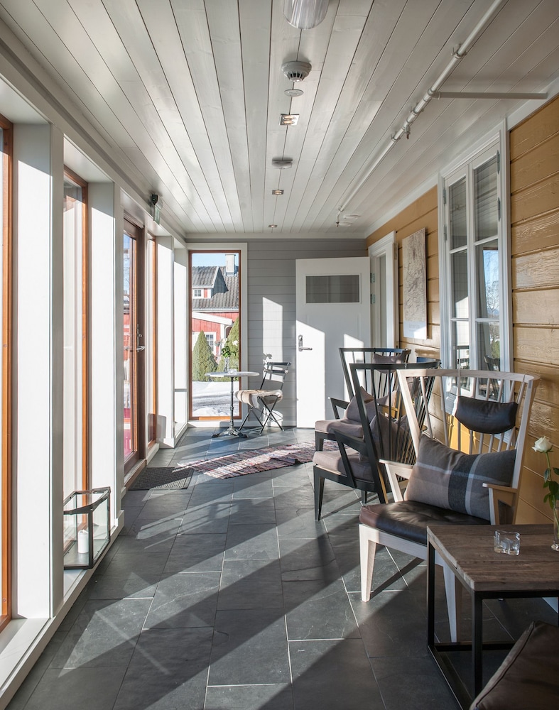 granavolden hotel and gj stgiveri