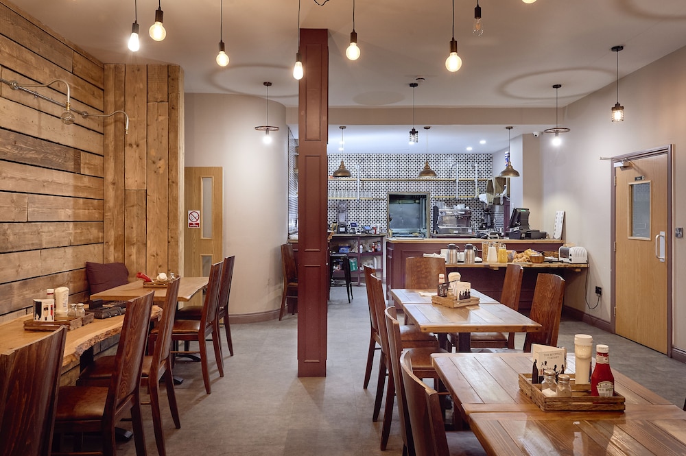 belvilla ilford hill hotel london