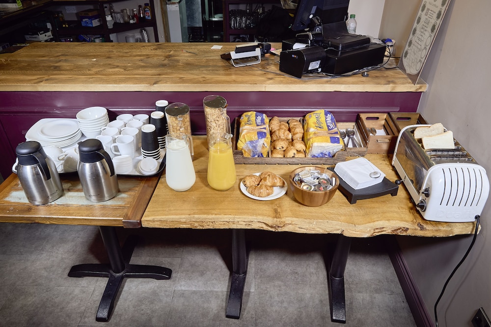 belvilla ilford hill hotel london