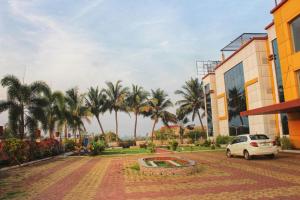 Hotel Anand,Near Ganeshghule Beach,2 star