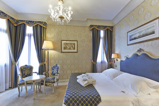 hotel antiche figure
