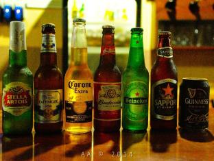 antonios apartelle and suites