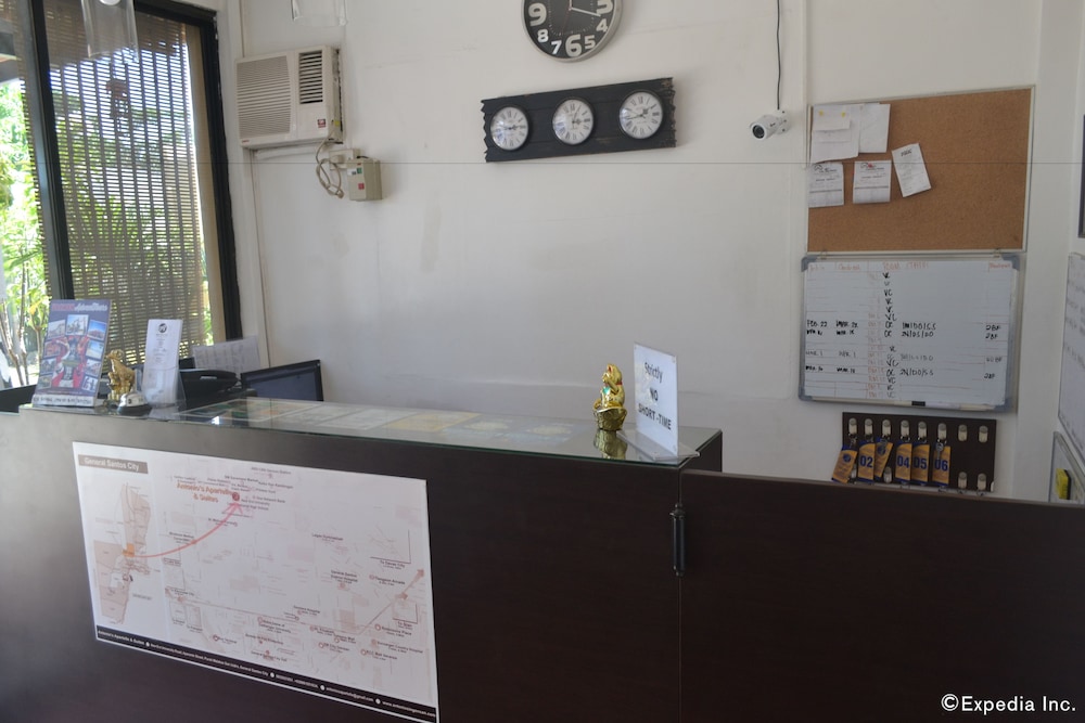 antonios apartelle and suites