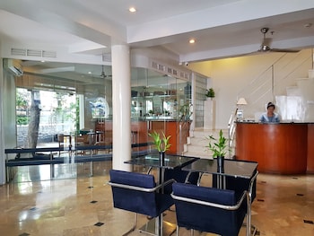 The Clipper House,Near Ayala Center,3 star