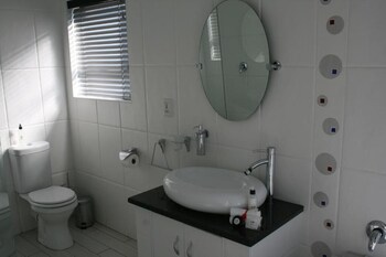ahoy boutique hotel