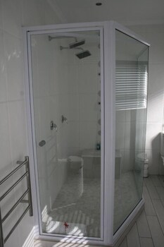 ahoy boutique hotel
