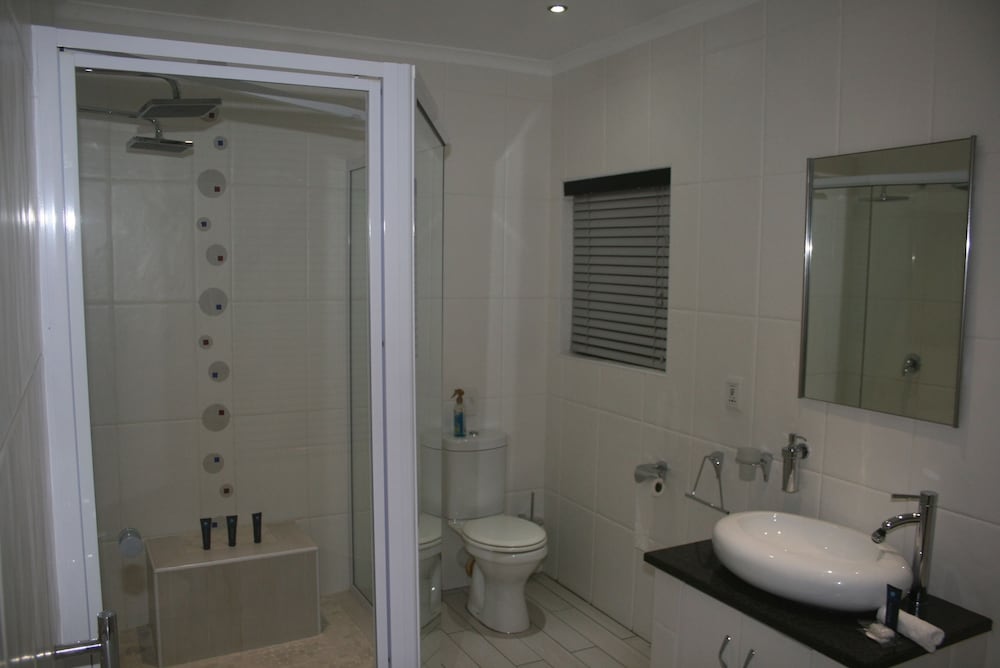 ahoy boutique hotel