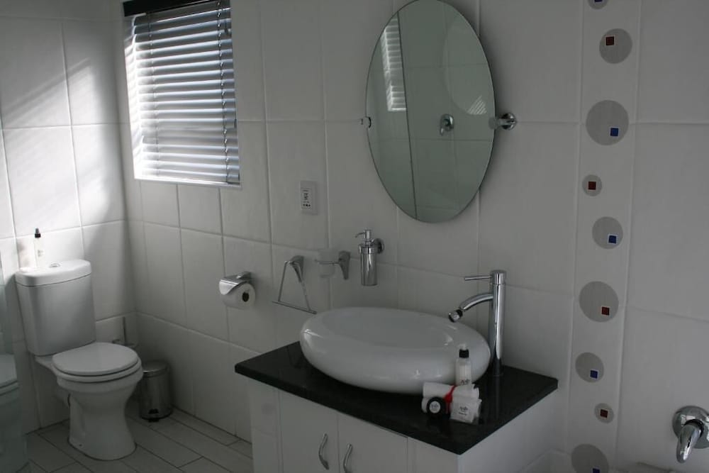 ahoy boutique hotel