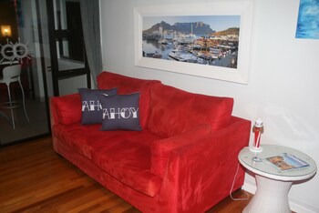 ahoy boutique hotel