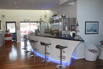 ahoy boutique hotel