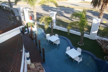 ahoy boutique hotel