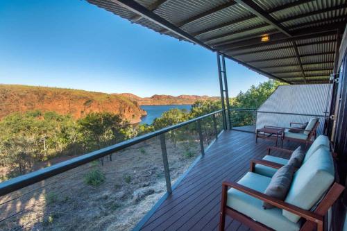 discovery resorts lake argyle