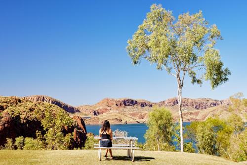 discovery resorts lake argyle