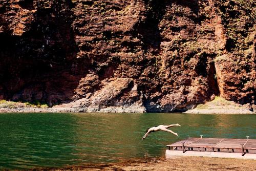 discovery resorts lake argyle