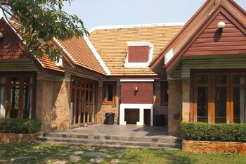 khao yai country hill resort