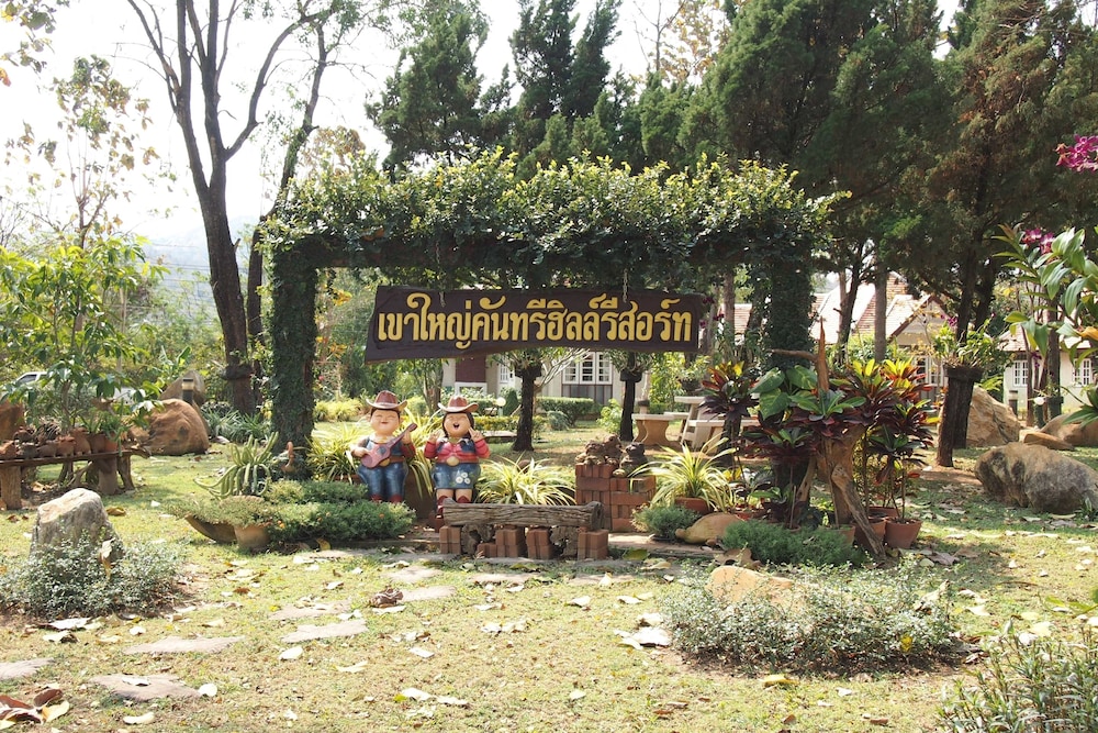 khao yai country hill resort