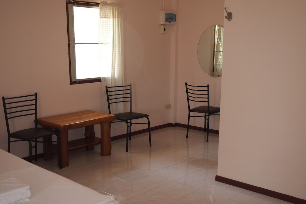 khao yai country hill resort