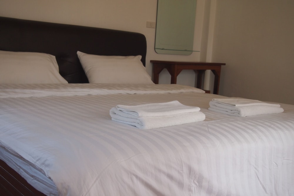 khao yai country hill resort