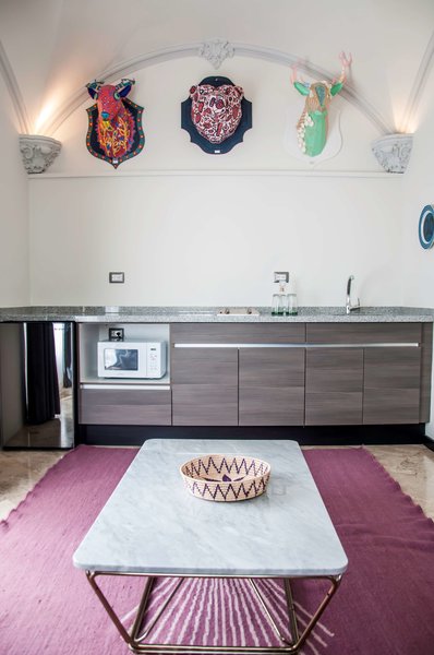 pug seal polanco allan poe