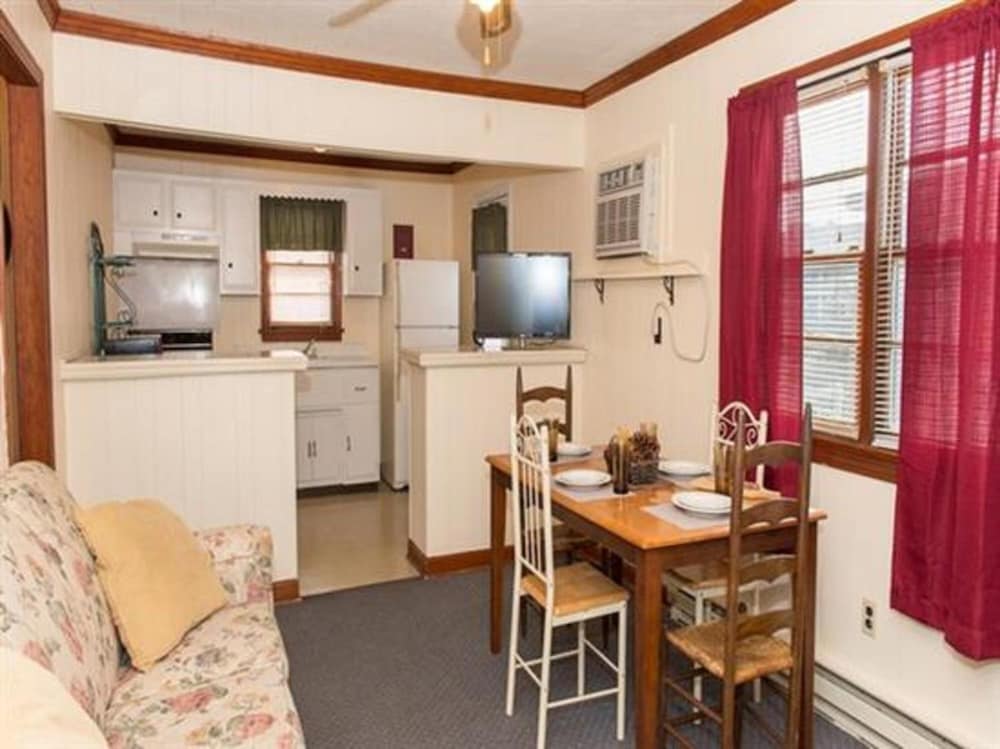 oceanside court by kees vacations