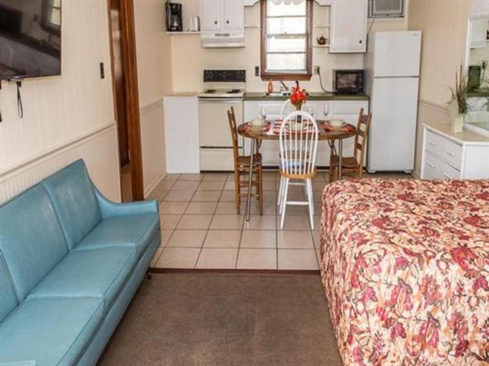 oceanside court by kees vacations