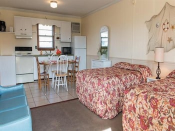 oceanside court by kees vacations