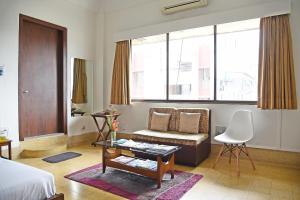 Central Bed & Breakfast,Kolkata>>Howrah,3 star