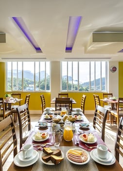 hotel petropolis inn