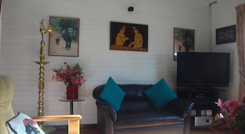 Days Inn Kandy,Nuwara Eliya>>Kandy,3 star