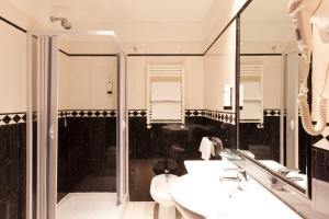 smooth hotel rome west