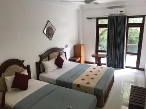 eagles residence